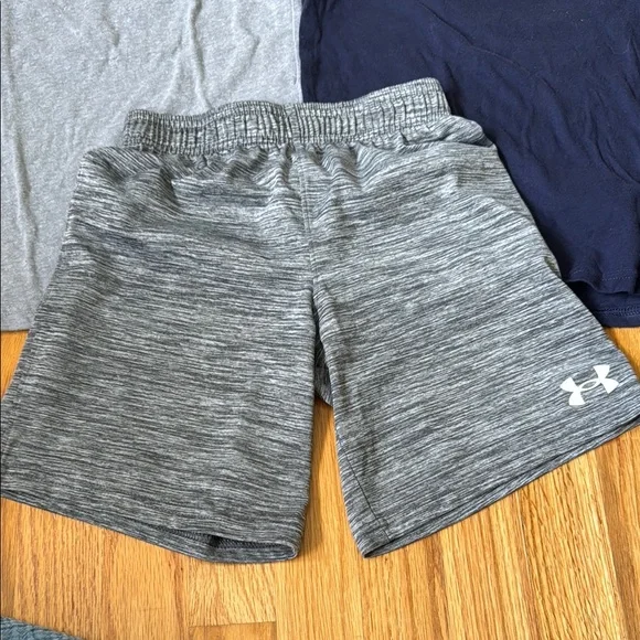 Under Armour Kids Gray and Navy Tee Set with Shorts - Picture 2 of 8